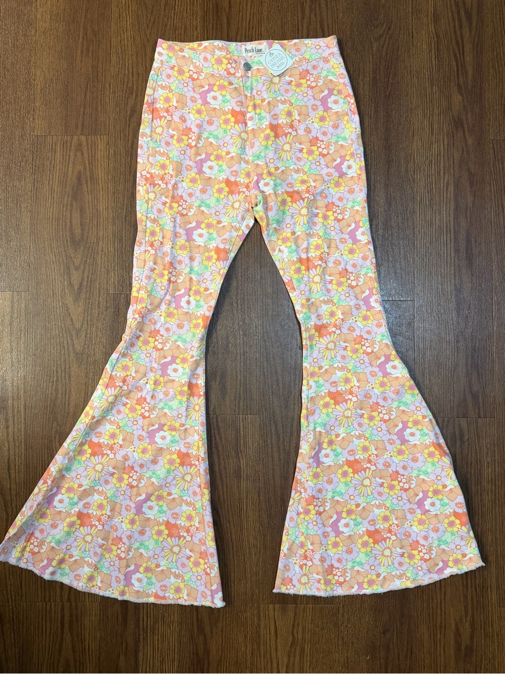 NWT Gypsea Dreams Peach Love Groovy Girl Floral Flares M